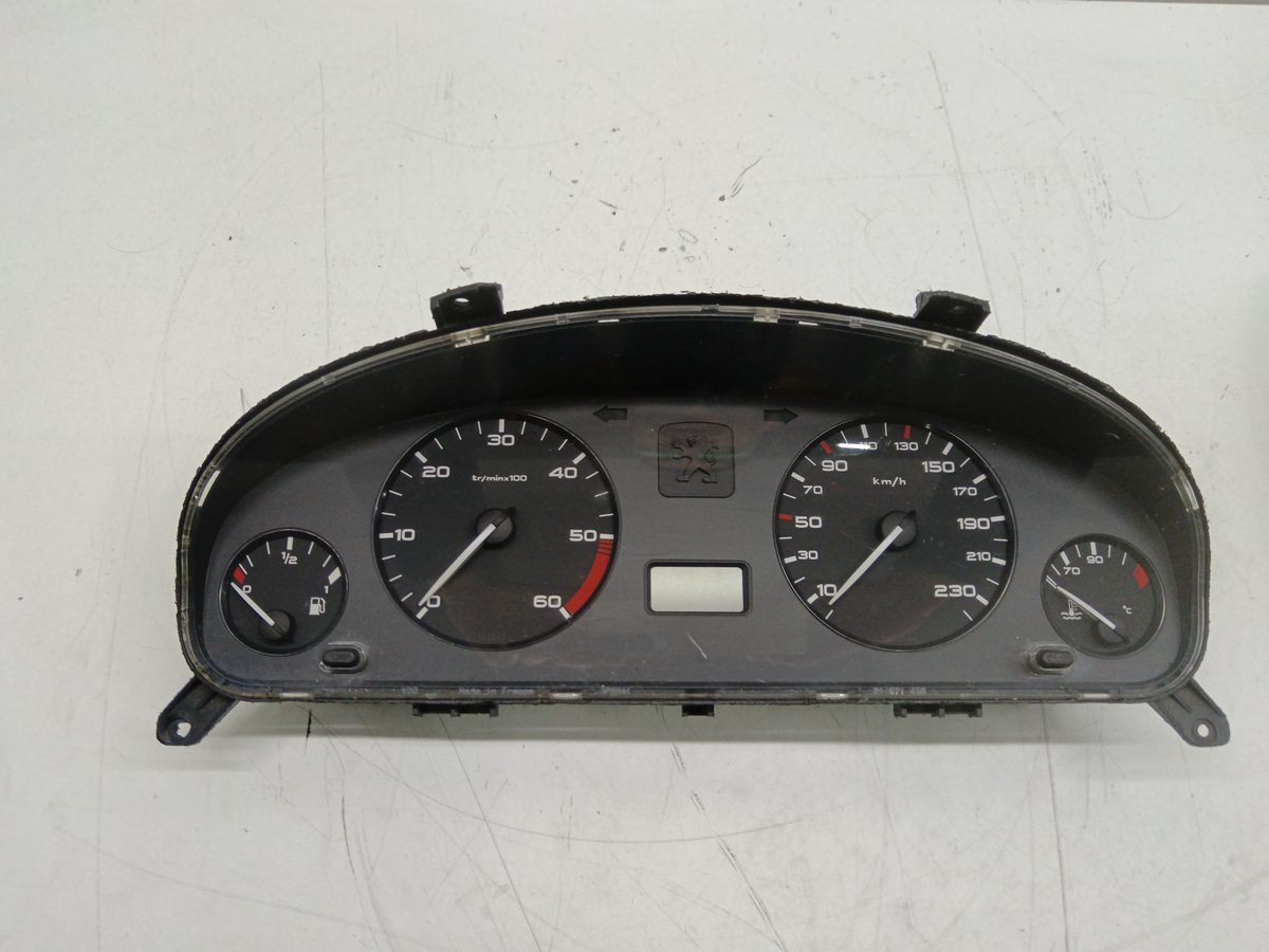 Tablero De Instrumentos Peugeot 406 Berlina (S1/S2) 1995-2005 2.0 HDi 2.0L 80kW 9630372780