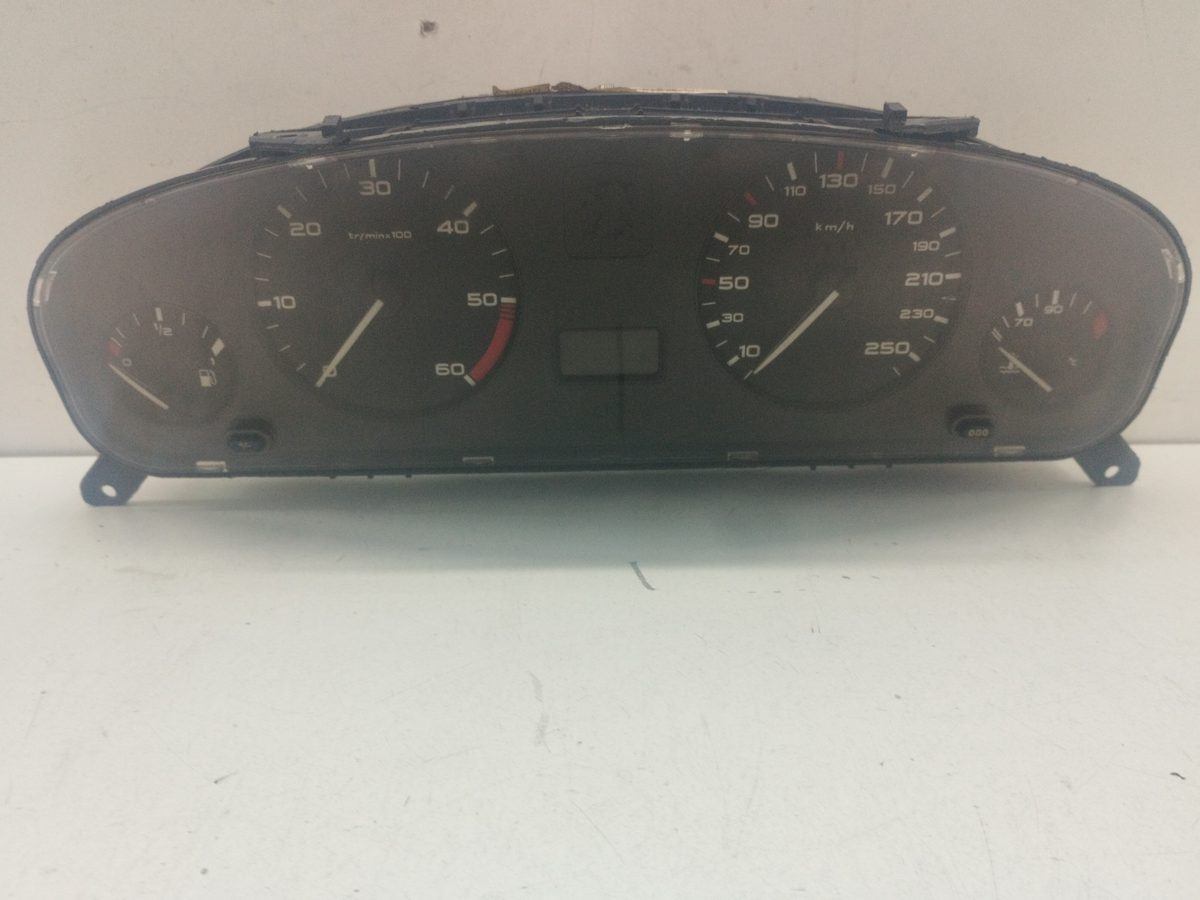Tablero De Instrumentos Peugeot 406 Berlina (S1/S2) 1995-2005 2.0 HDi CAT 9630372880