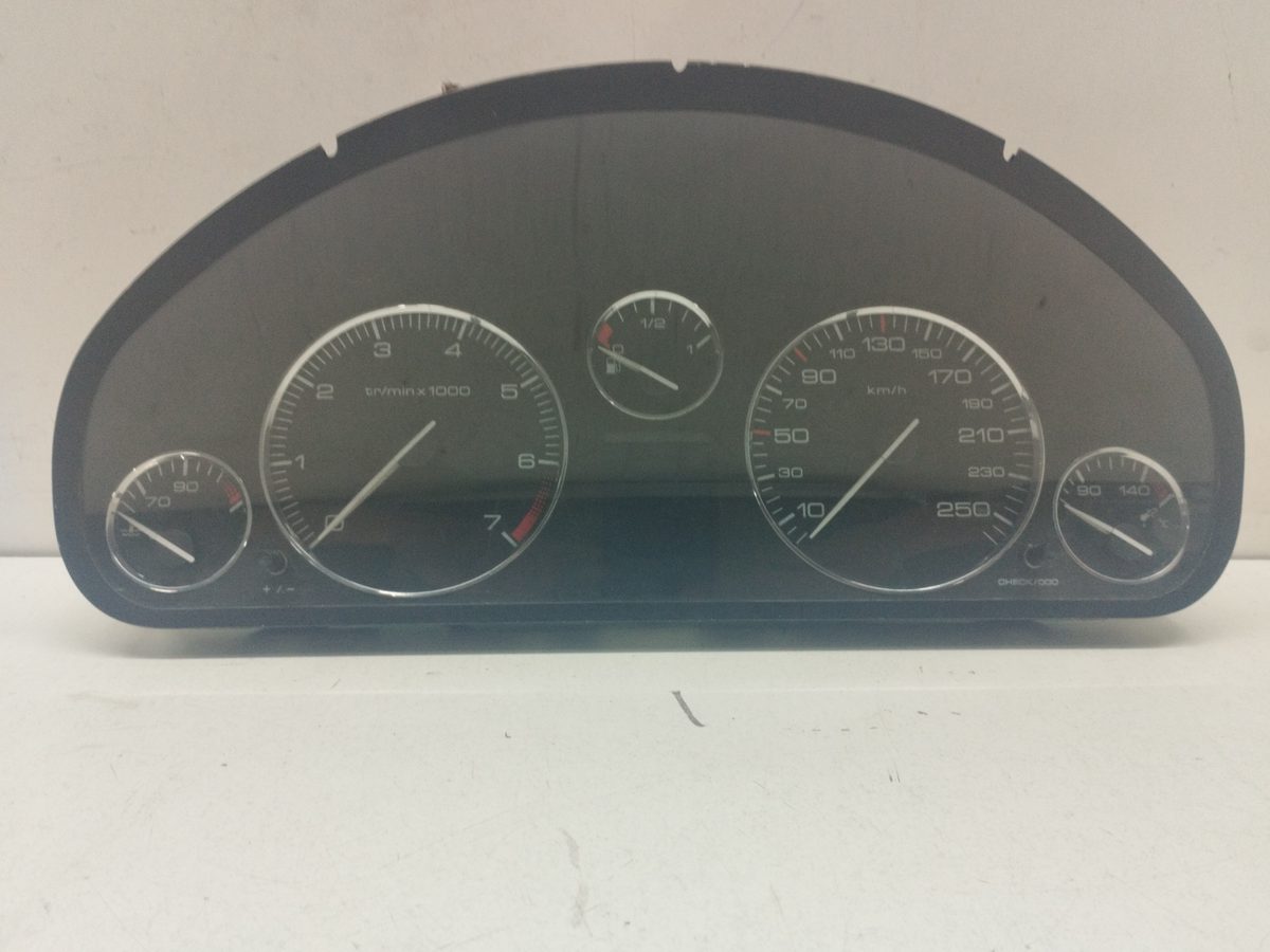 Tablero De Instrumentos Peugeot 407 Sw 2004-2011 SR Confort 2.0L 100kW 9658138080