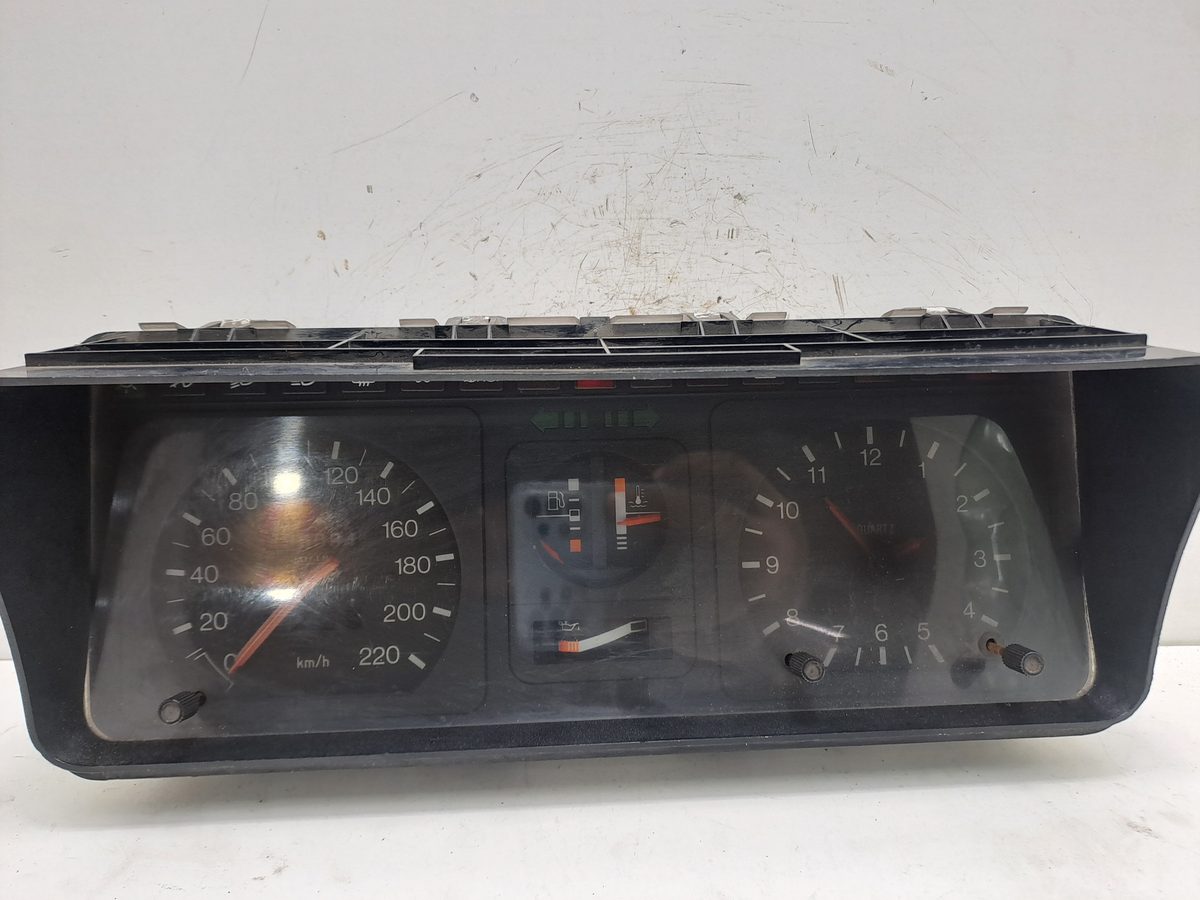 Tablero De Instrumentos Renault 21 Berlina (B/L48) 1985-Actualidad GTX 2.0L 85kW 8266609