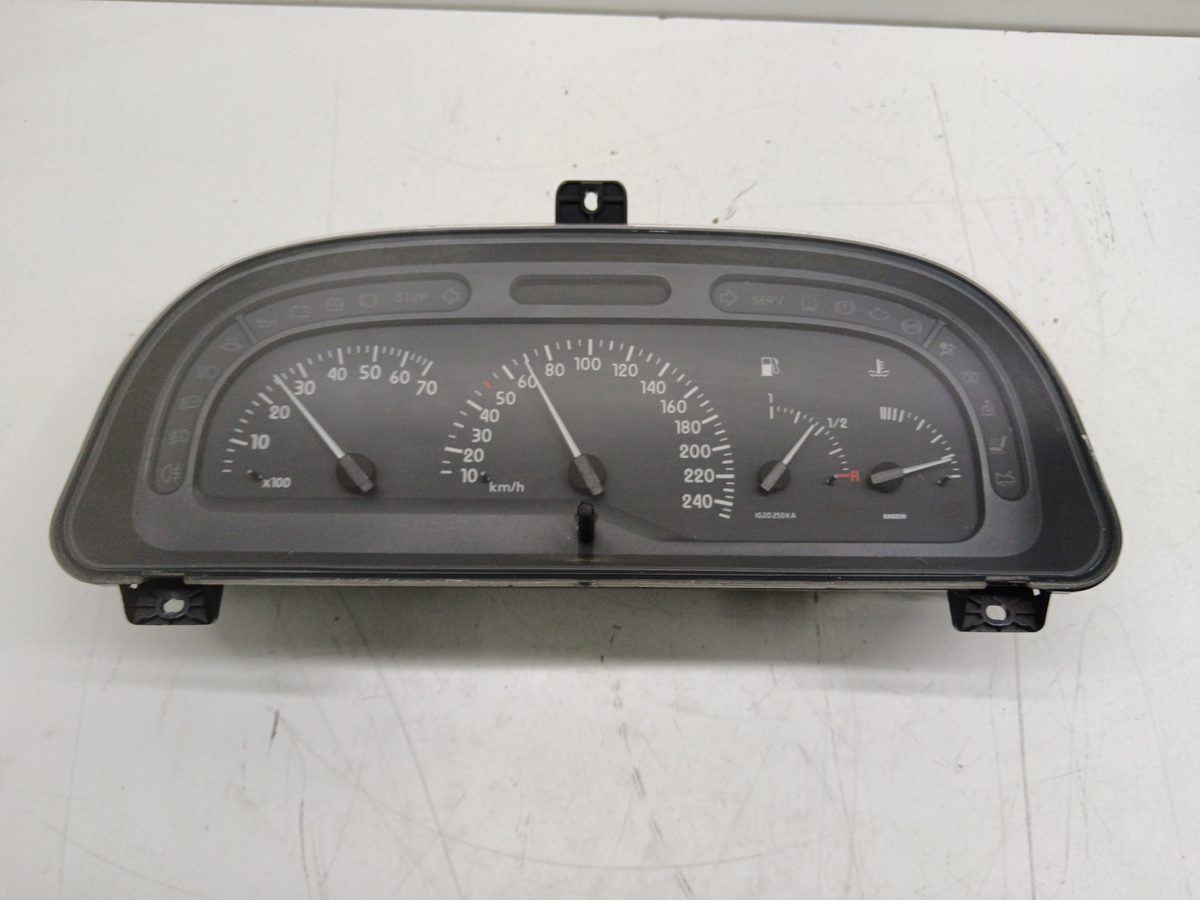 Tablero De Instrumentos Renault Laguna (B56) 1998-2001 1.9 dCi Diesel CAT 7700824301