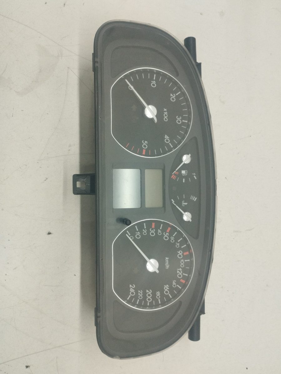 Tablero De Instrumentos Renault Laguna Ii (BG0) 2001-2007 1.9 dCi Diesel 8200263357