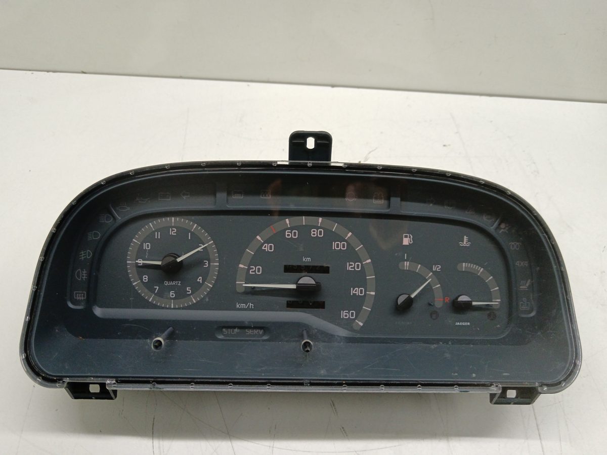 Tablero De Instrumentos Renault Trafic (desde 5.89) 1989-2000 T 1100 1.9L 44kW 7700308313