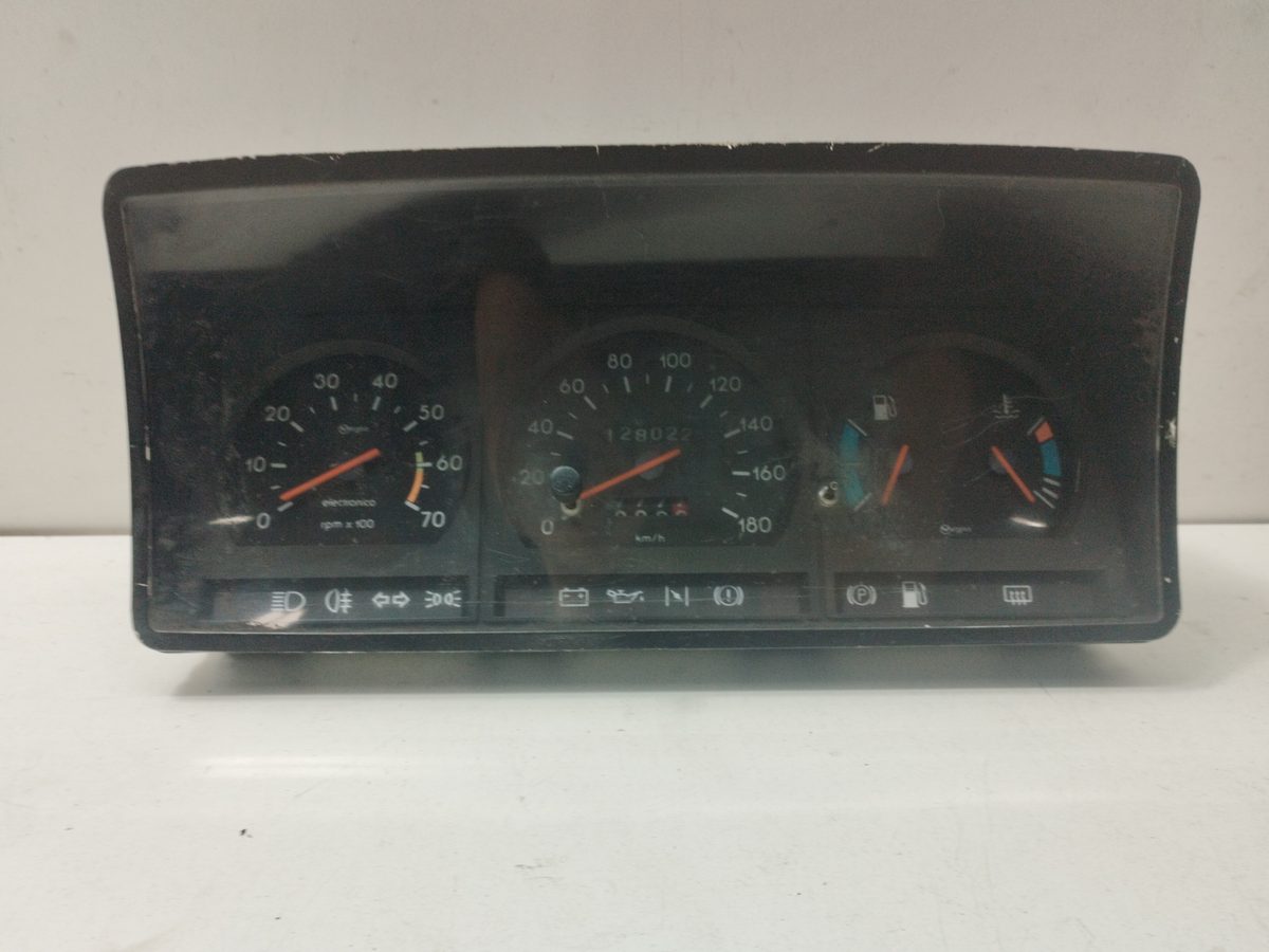 Tablero De Instrumentos SEAT Ibiza (6K) 1993-1999 1,4 1.4L 44kW 2759740