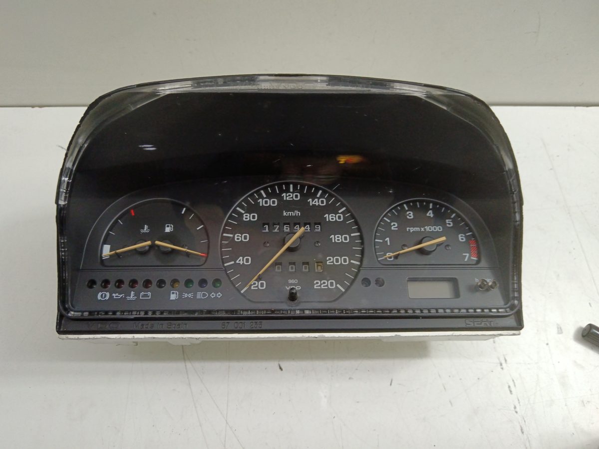 Tablero De Instrumentos SEAT Toledo (1L) 1991-1999 Base 1.6L 74kW 110008453003