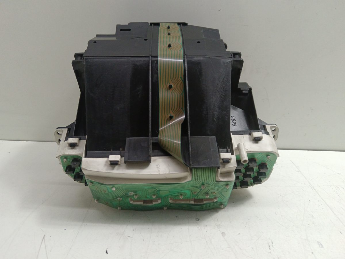 Tablero de Instrumentos Toyota Yaris (NCP1/NLP1/SCP1) 1999-2005