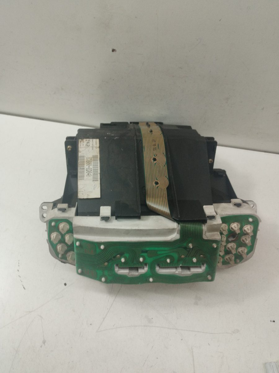 Tablero de Instrumentos Toyota Yaris (NCP1/NLP1/SCP1) 1999-2005