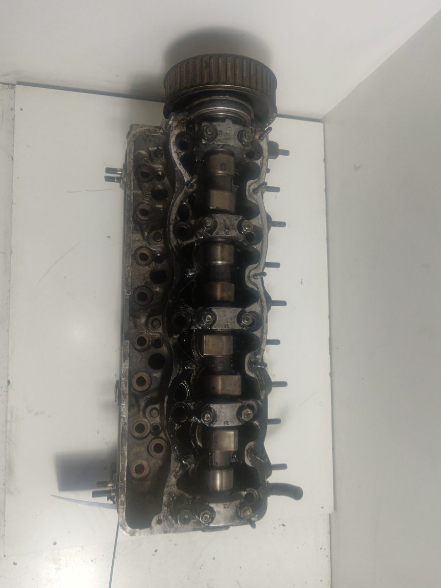 Tapa De Cilindros Iveco Daily Caja Abierta / Volquete 1999-2006 7450231