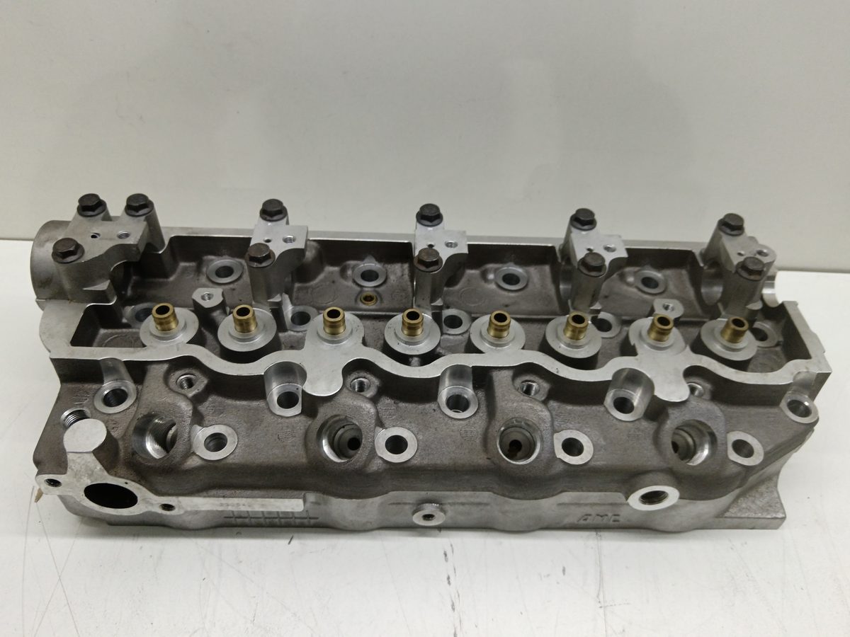Tapa De Cilindros Mitsubishi L 200 (K60T) 1996-1999 2.5 Diesel 2.5L 55kW JMI021S