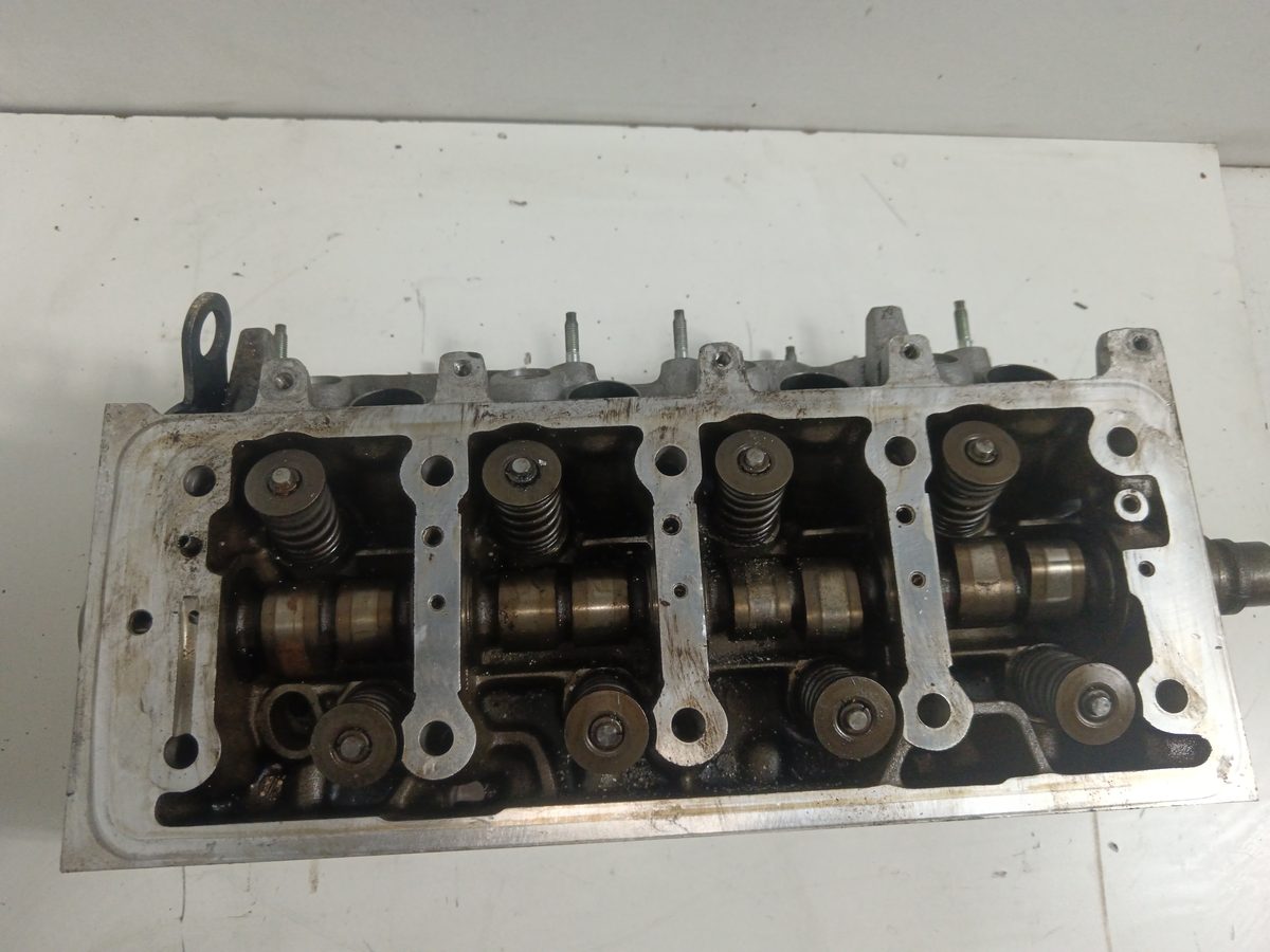 Tapa De Cilindros Peugeot 206 Berlina 1998-2010 XT 1.4L 55kW KFX9627748110