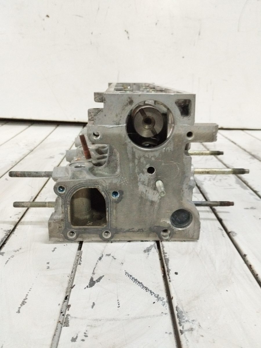 Tapa De Cilindros Peugeot 307 (S1) 2001-2005 XT 2.0L 66kW 9634963010