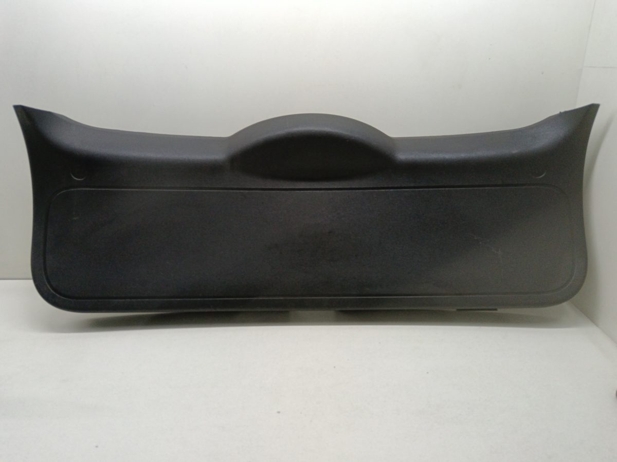 Tapizado Interior Porton Trasero Ford Focus Berlina (CAP) 2004-2007 Ambiente (D)