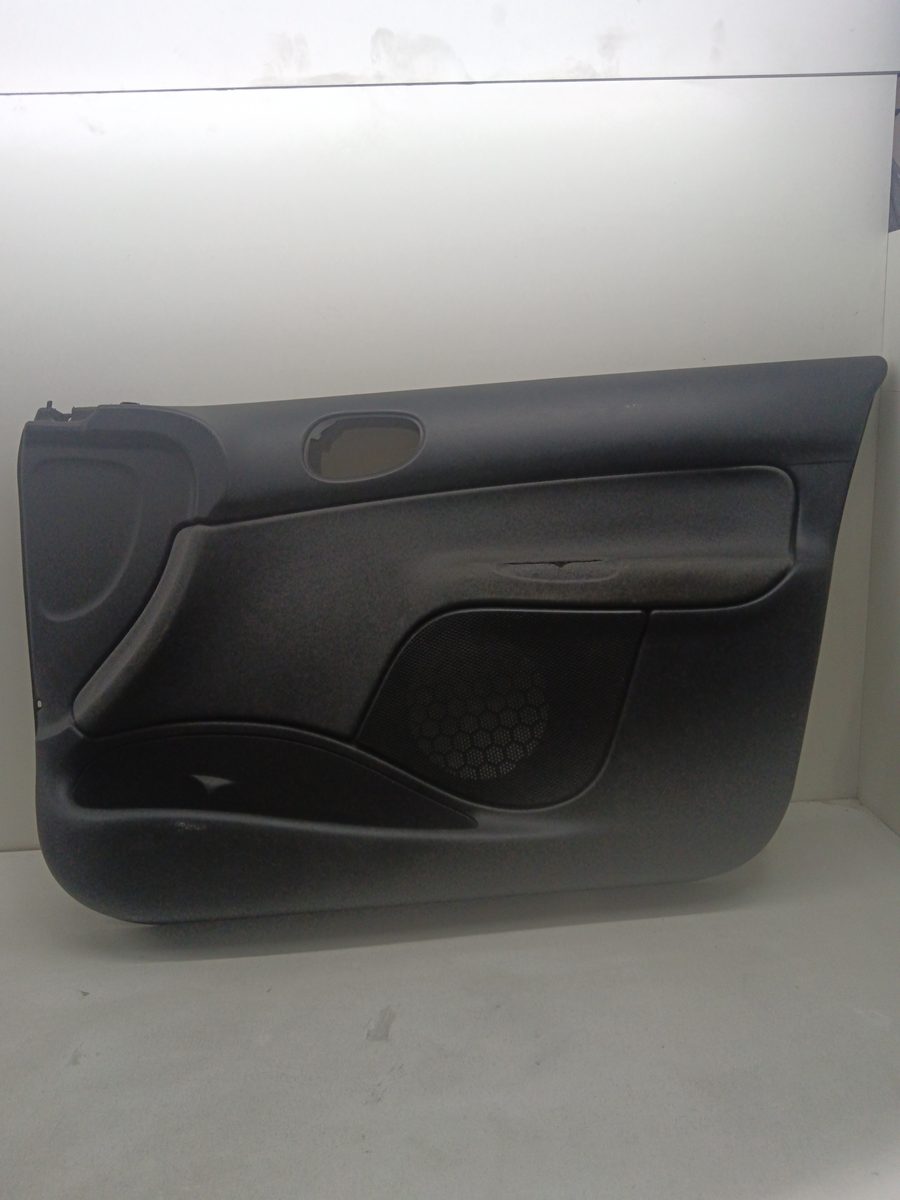 Tapizado Interior Puerta Delantero Derecho Peugeot 207 2006-2012 / DV6TED4) 9687186177