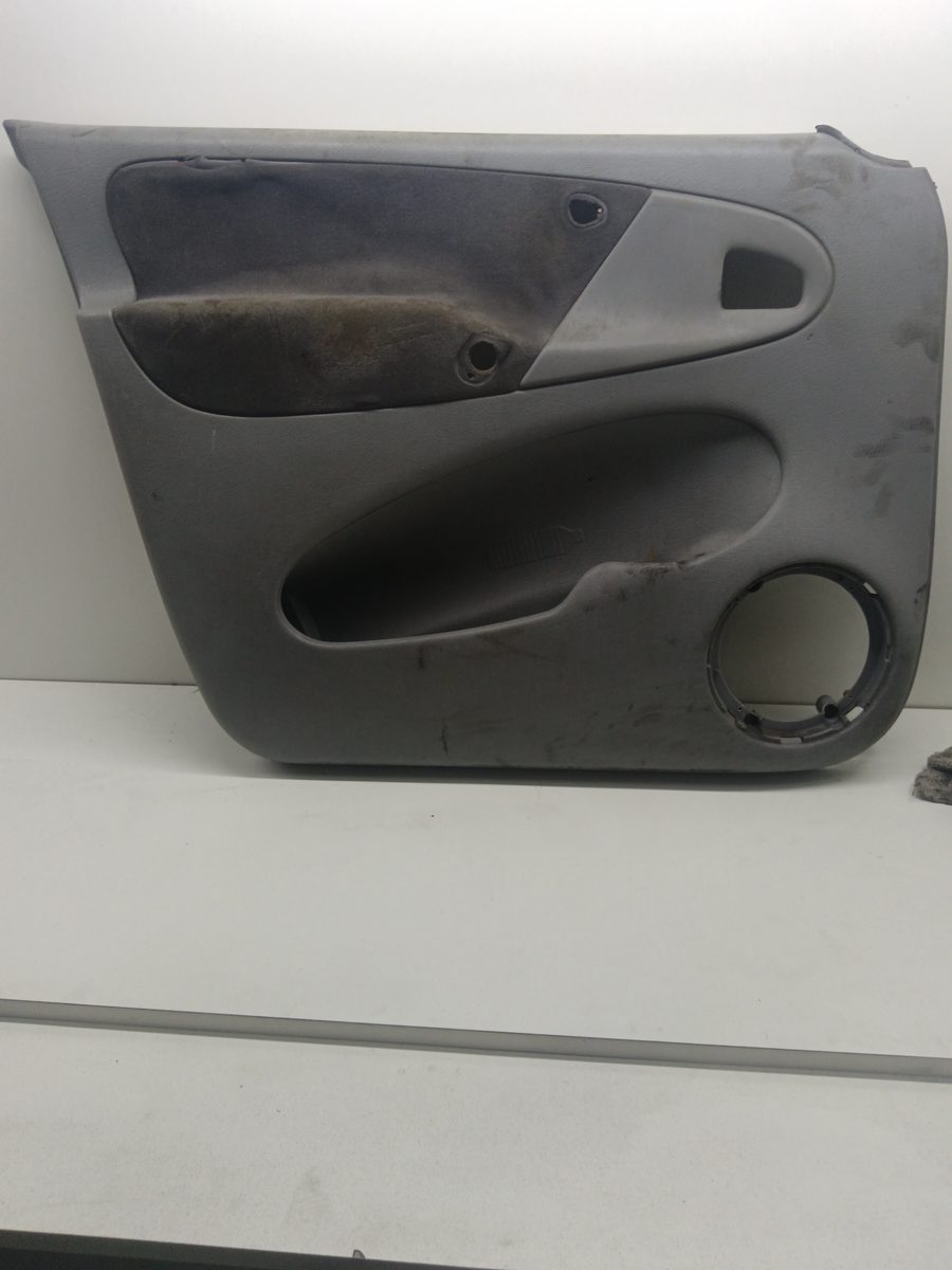 Tapizado Interior Puerta Delantero Izquierdo Citroën Xsara Picasso 1999-2011 96539045ZJ