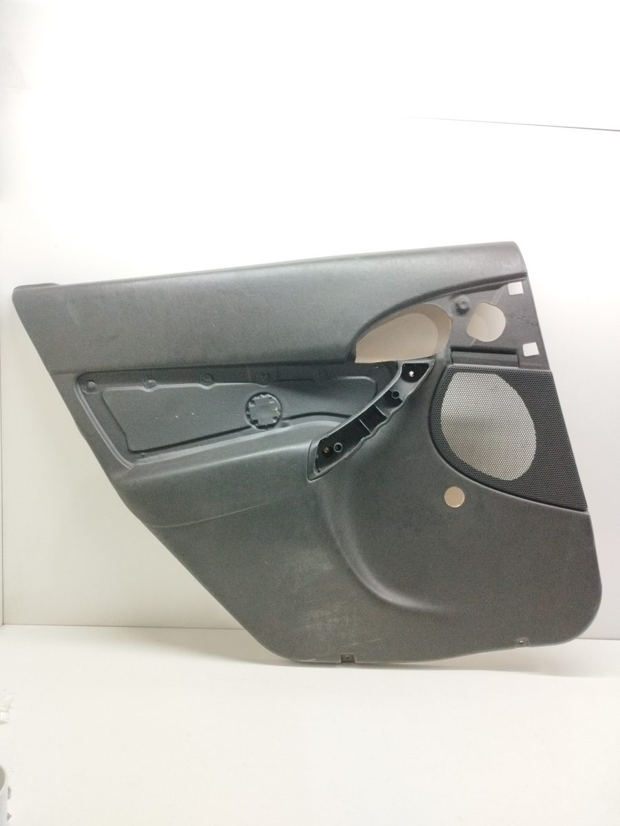Tapizado Interior Puerta Delantero Izquierdo Ford Focus Berlina (CAP) 2004-2007 98ABA27407