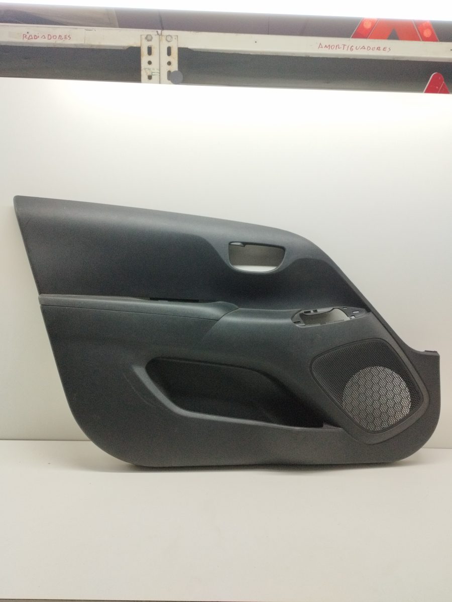 Tapizado Interior Puerta Delantero Izquierdo Peugeot 108 2019-Actualidad Active 676200H180