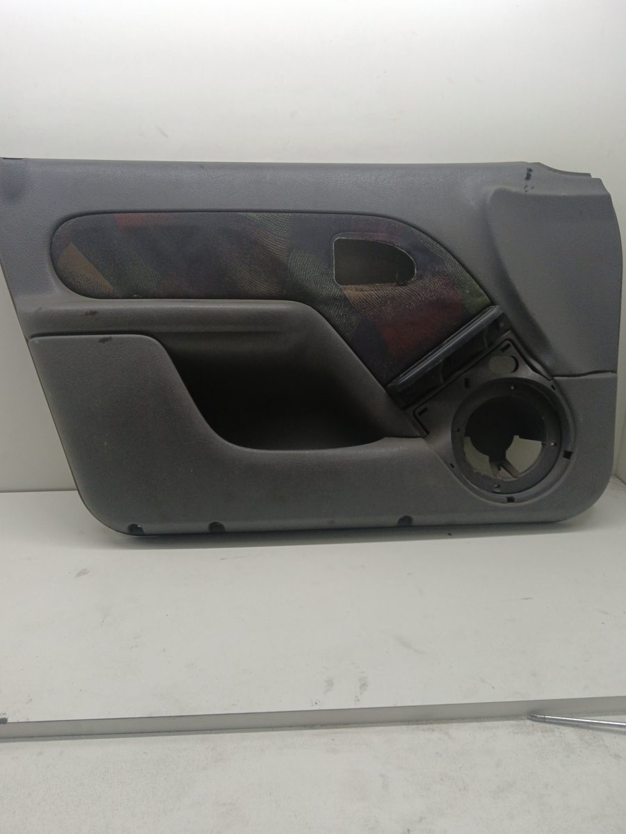 Tapizado Interior Puerta Delantero Izquierdo Renault Clio Ii Fase I (B/CBO) 7700411357