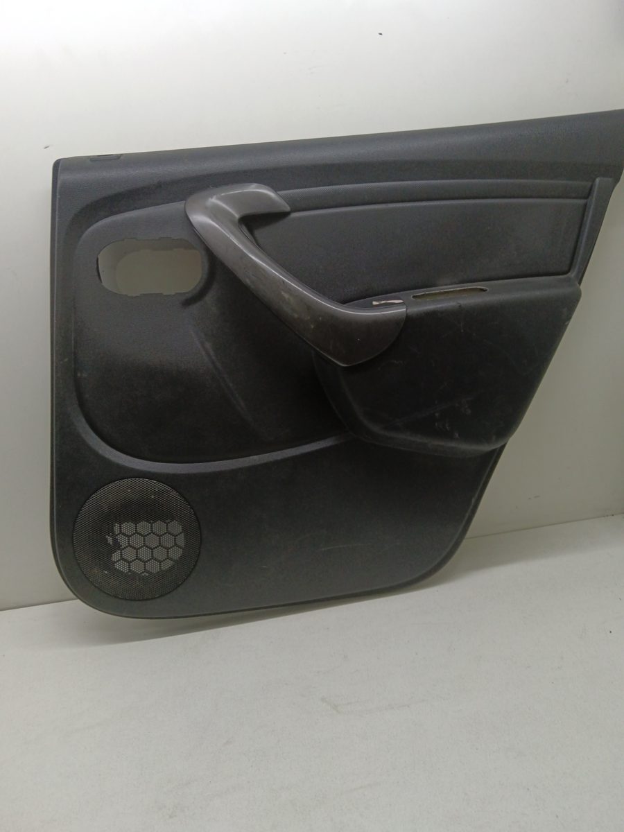 Tapizado Interior Puerta Trasero Derecho Renault Duster 2010-Actualidad 829A07525