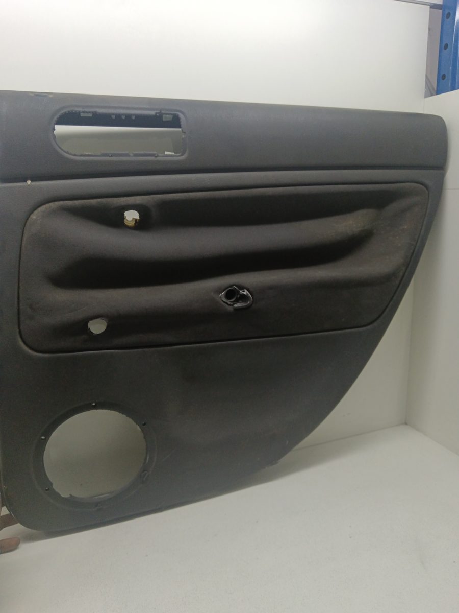 Tapizado Interior Puerta Trasero Derecho Volkswagen Passat Variant (3B5) 3B5867212