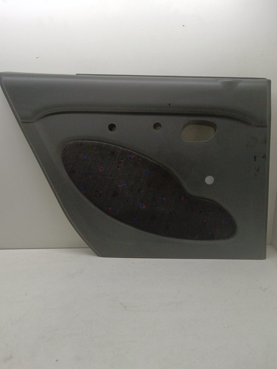 Tapizado Interior Puerta Trasero Izquierdo Hyundai Atos (MX) 1998-2004 GL 8331002100