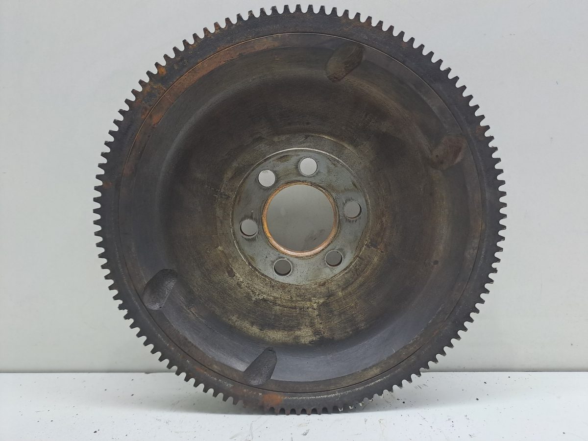 Volante Motor Volkswagen Polo Berlina (6N1) 1994-1999 Air 1.6L 55kW