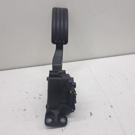 Acelerador Electronico Renault Duster 2010-Actualidad Ambiance 4x2 1.5L 63kW 8200386506