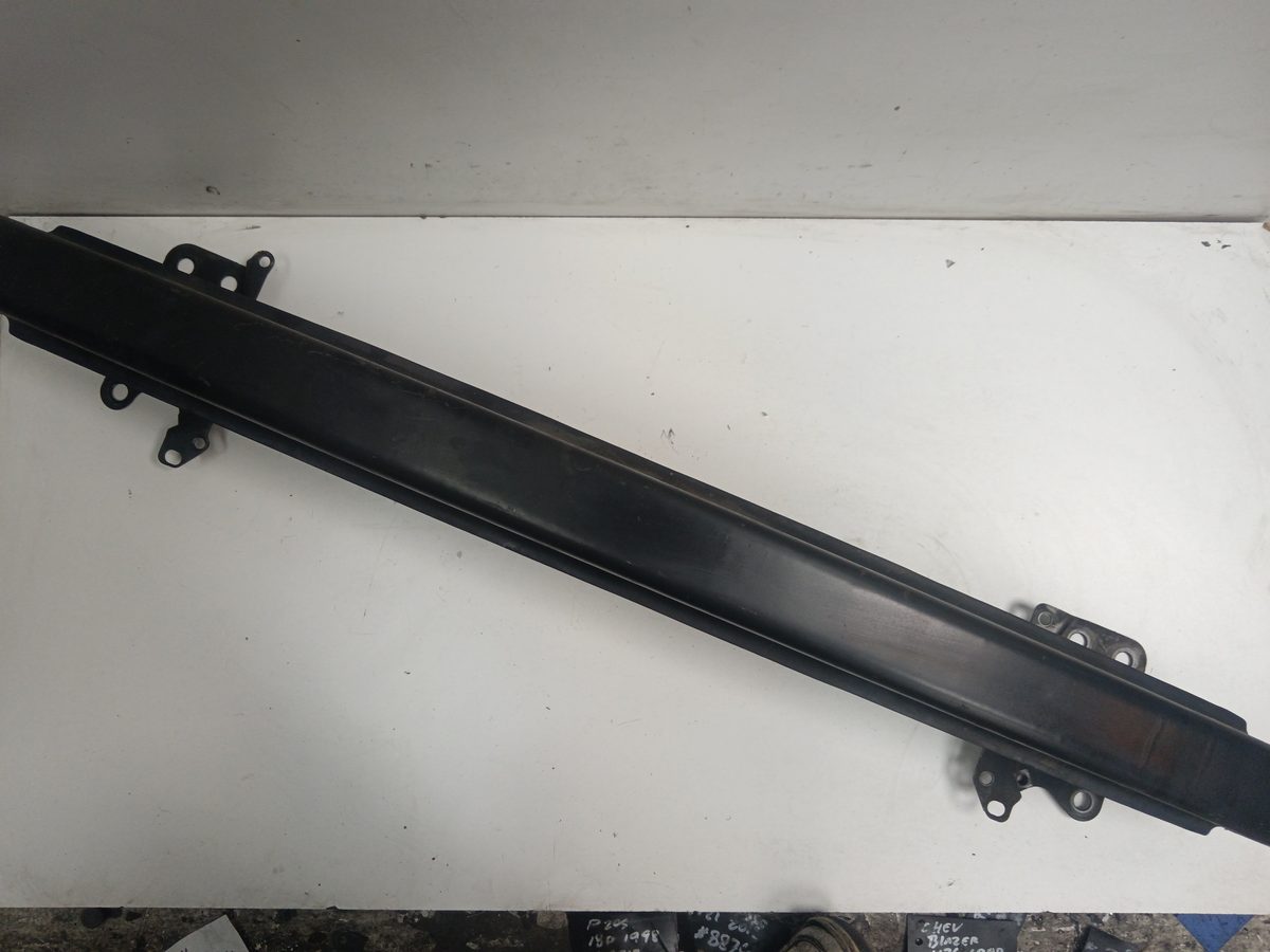 Alma de Paragolpes Delantero Volkswagen Polo (9N1) 2001-2005
