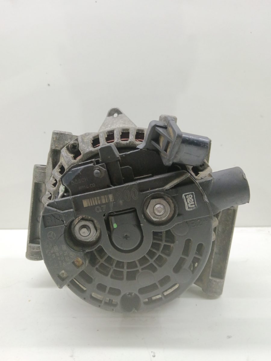 Alternador Mercedes-Benz Clase C (W203) 2000-2007