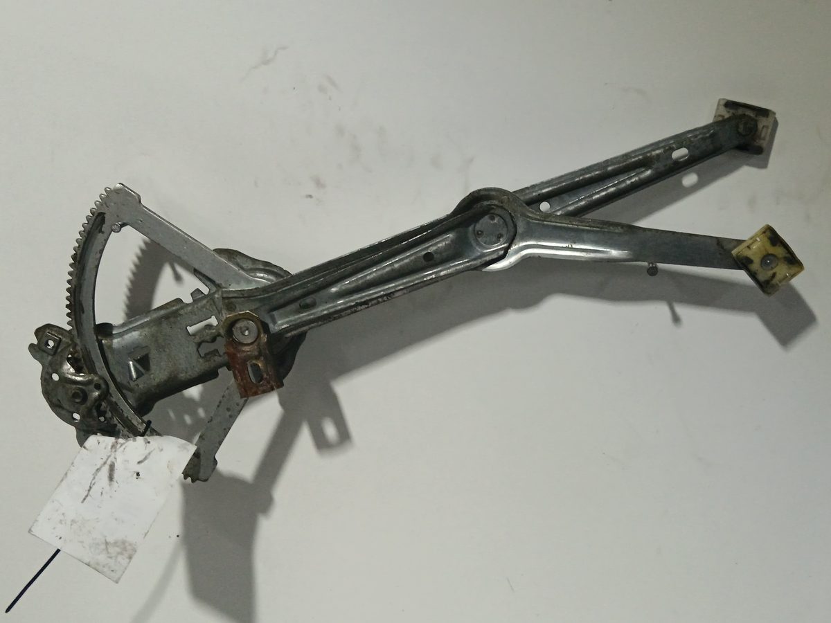Alza Cristal Delantero Derecho Manual Mercedes-Benz Clase E (W124) 1984-1997