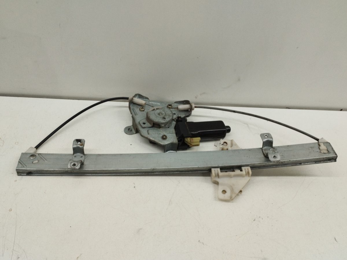 Alza Cristal Delantero Izquierdo Electrico Hyundai Atos Prime (MX) 2000-2010