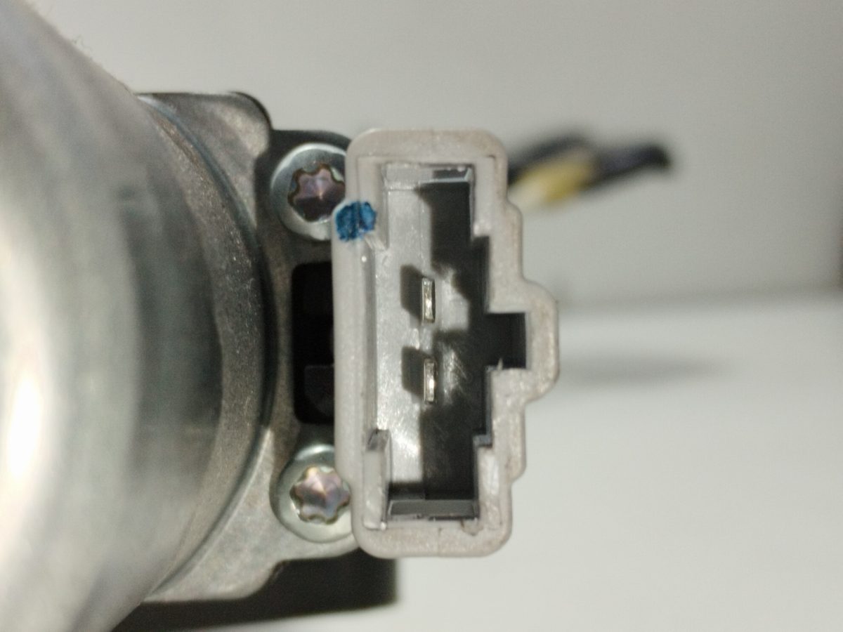 Alza Cristal Delantero Izquierdo Electrico Volkswagen Up! (121) 2011-2016