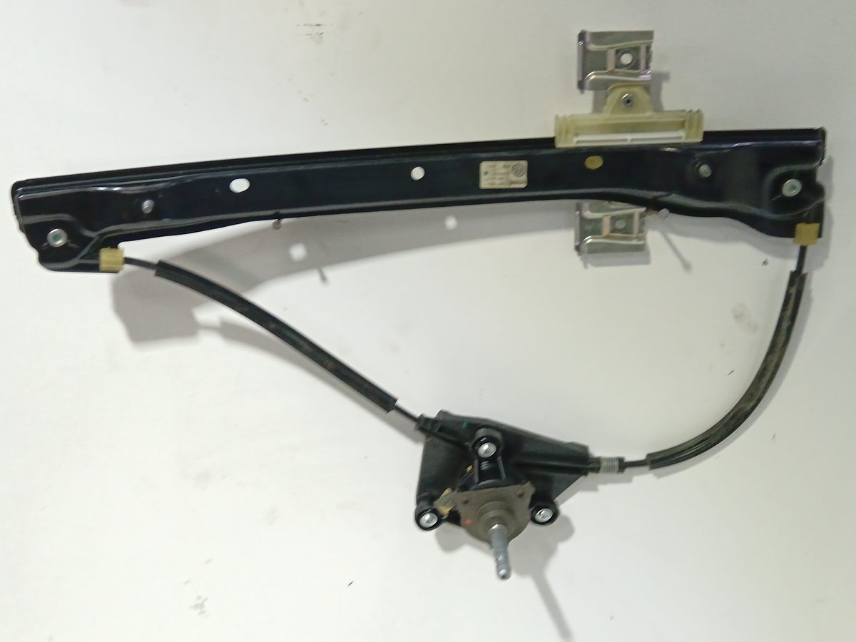 Alza Cristal Delantero Izquierdo Manual Volkswagen Up! (121) 2011-2016