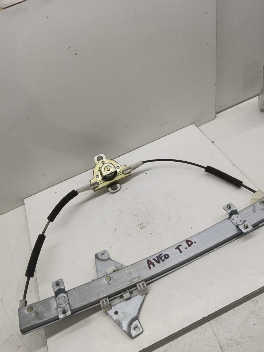 Alza Cristal Trasero Derecho Manual Chevrolet Aveo 2006-2012