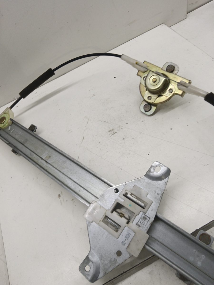 Alza Cristal Trasero Derecho Manual Chevrolet Aveo 2006-2012