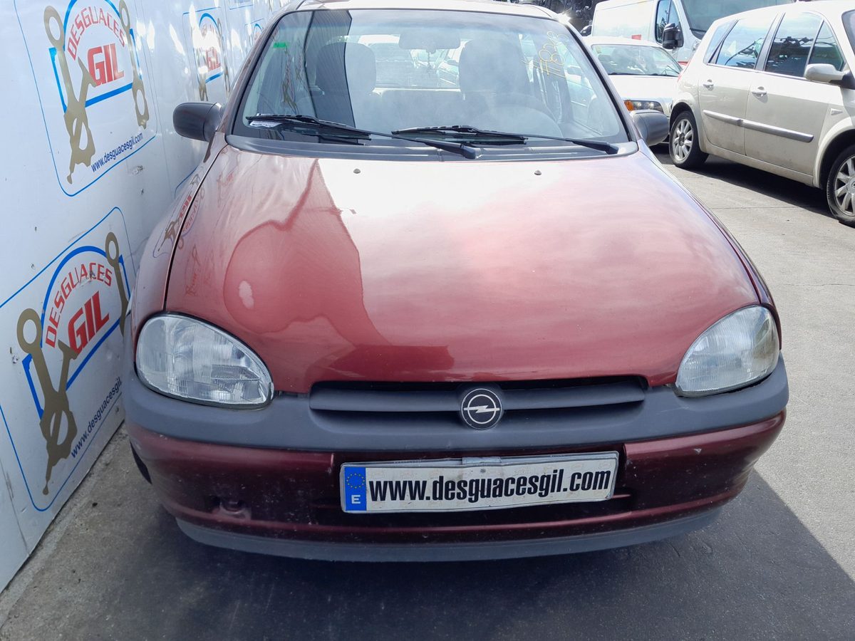 Opel Corsa B del que se desmontó esta pieza
