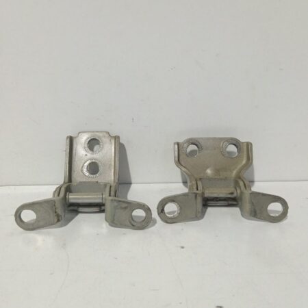 Bisagra Puerta Delantera Izquierda Chevrolet Spark Gt 2009-2016 Basis