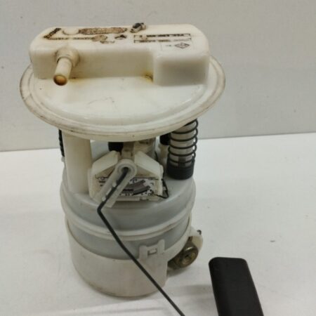 Bomba De Combustible Renault Clio Ii Fase Ii (B/CB0) 2001-2013 1,2 1.2L 43kW 8200057324