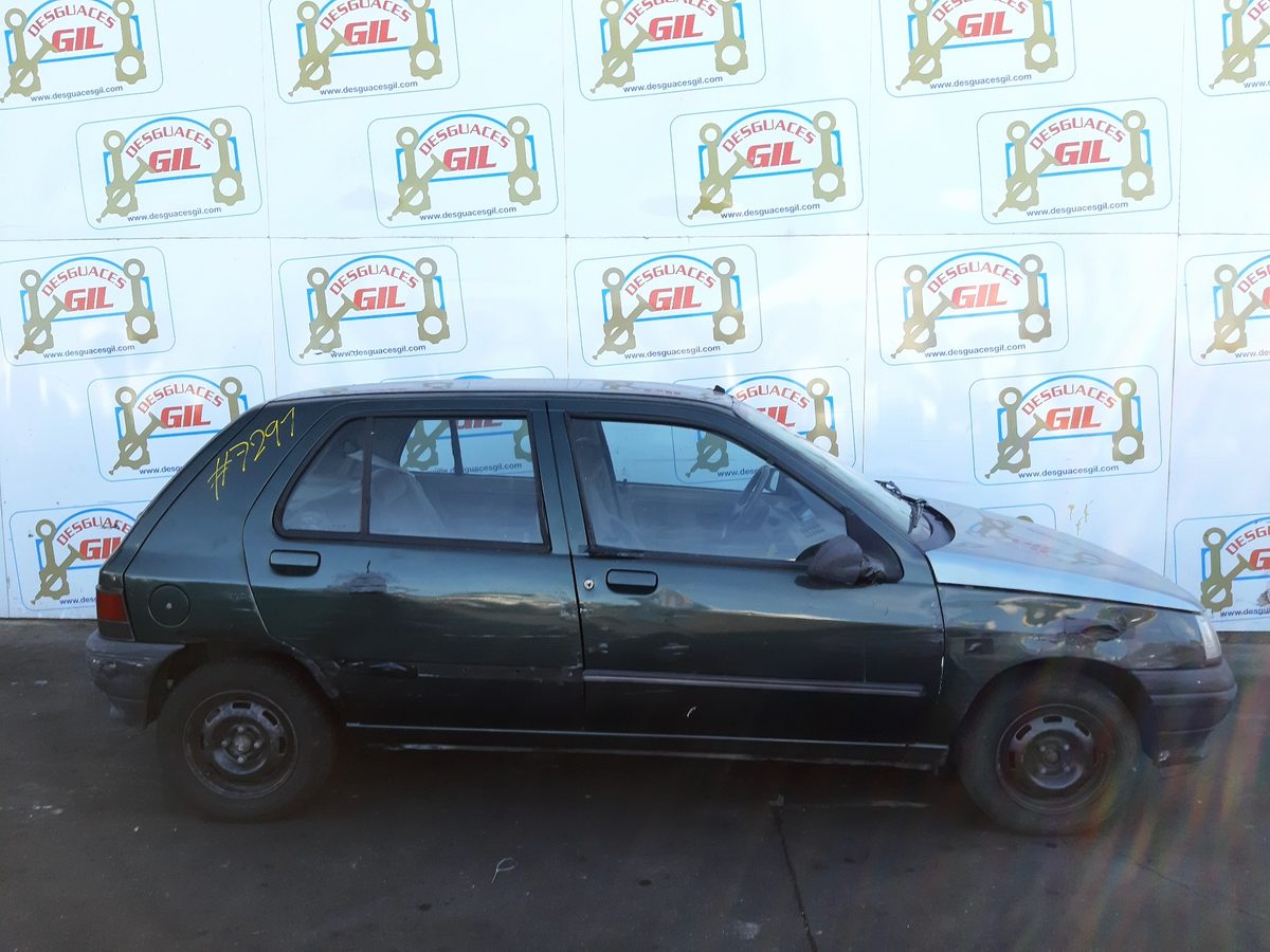 Renault Clio I Fase I+II (B/C57) del que se desmontó esta pieza