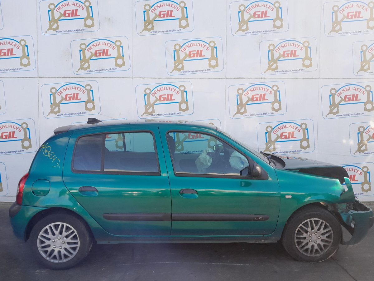Renault Clio II Fase II (B/CB0) del que se desmontó esta pieza