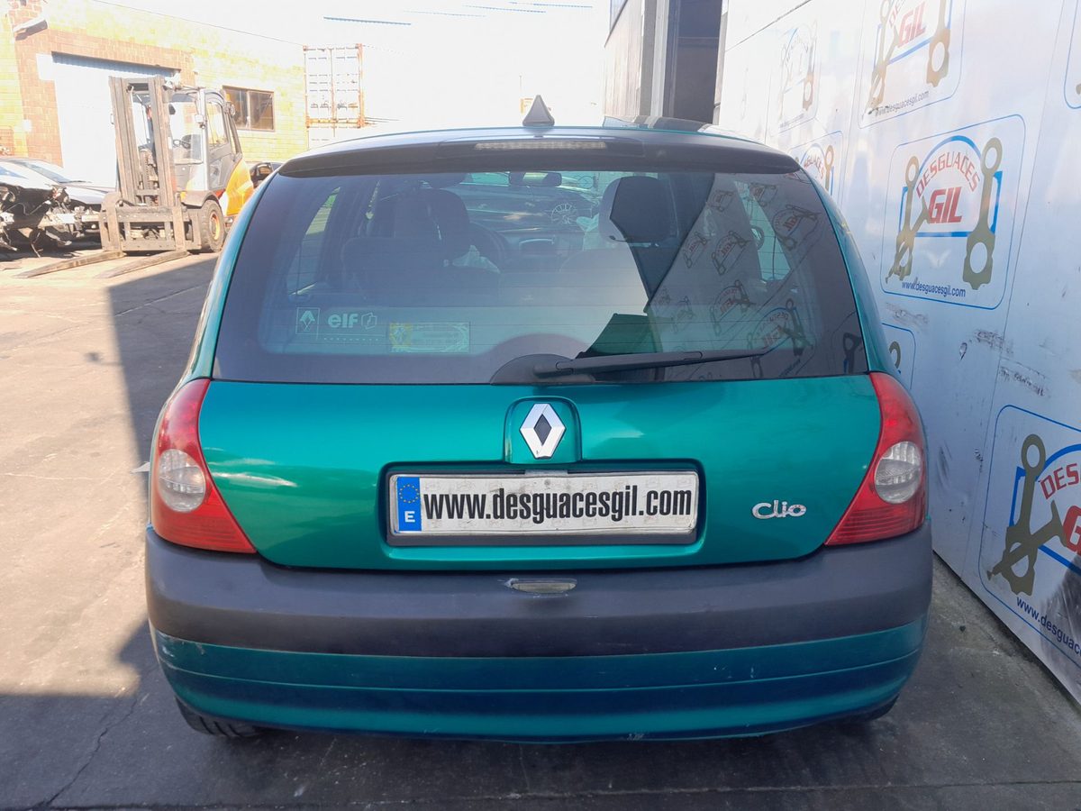 Renault Clio II Fase II (B/CB0) del que se desmontó esta pieza