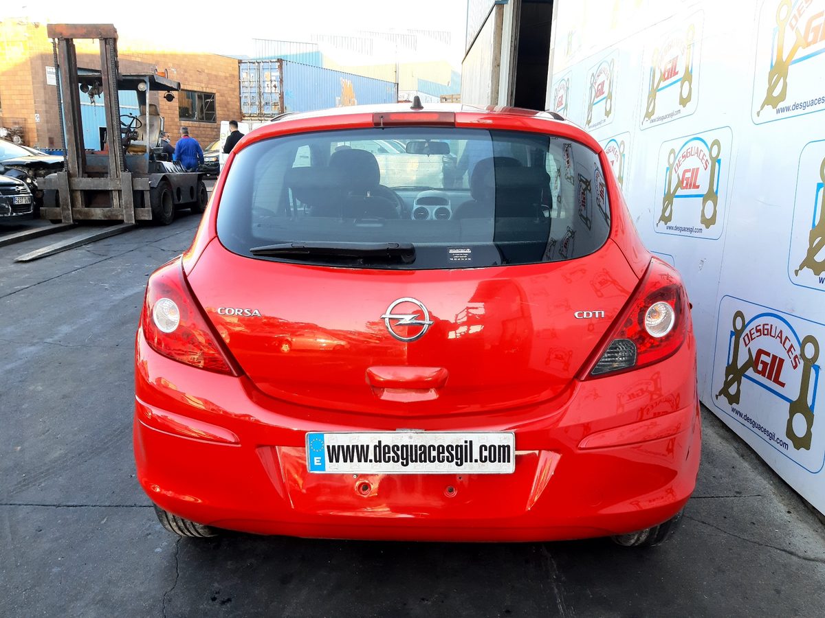 Chevrolet Corsa D del que se desmontó esta pieza