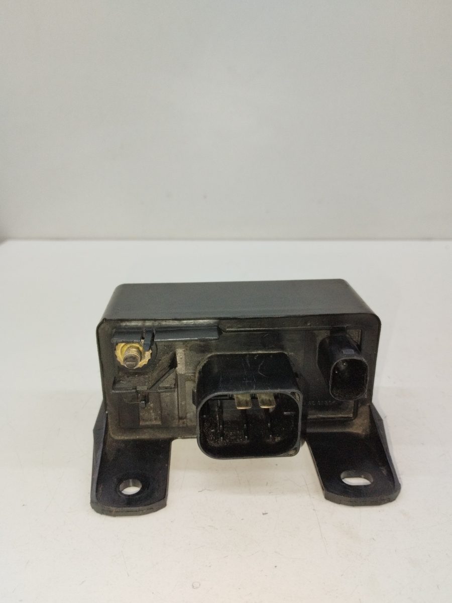 Caja Precalentamiento Mercedes-Benz Clase C (W203) Berlina 2000-2007 220 CDI (203.006)