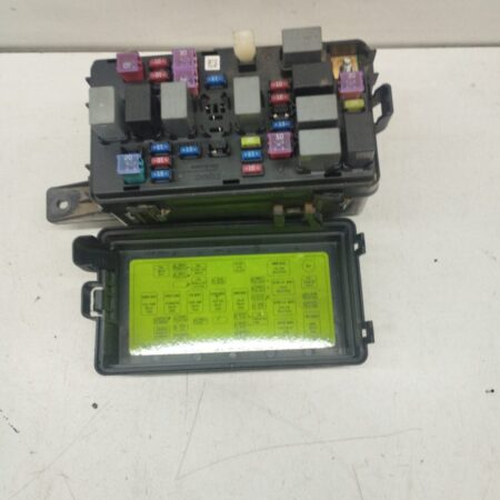 Caja Reles / Fusibles Chevrolet Aveo 2006-2012 LS 1.4L 74kW