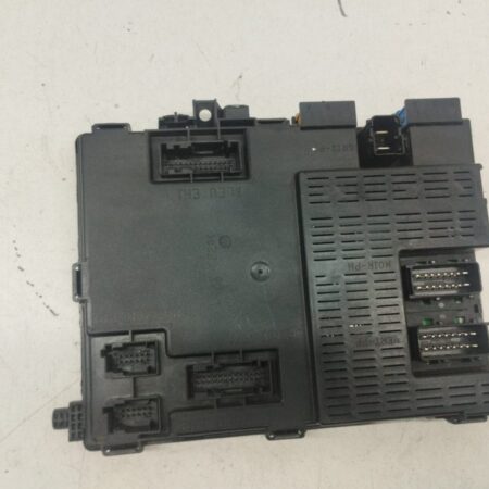 Caja Reles / Fusibles Citroën Xsara Berlina 1997-2005 1.9 TD Exclusive 9649490989