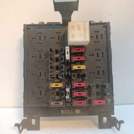 Caja Reles / Fusibles Fiat Tipo (160) 1988-1996 1.4 I.E. / CL 1.4L 52kW B647