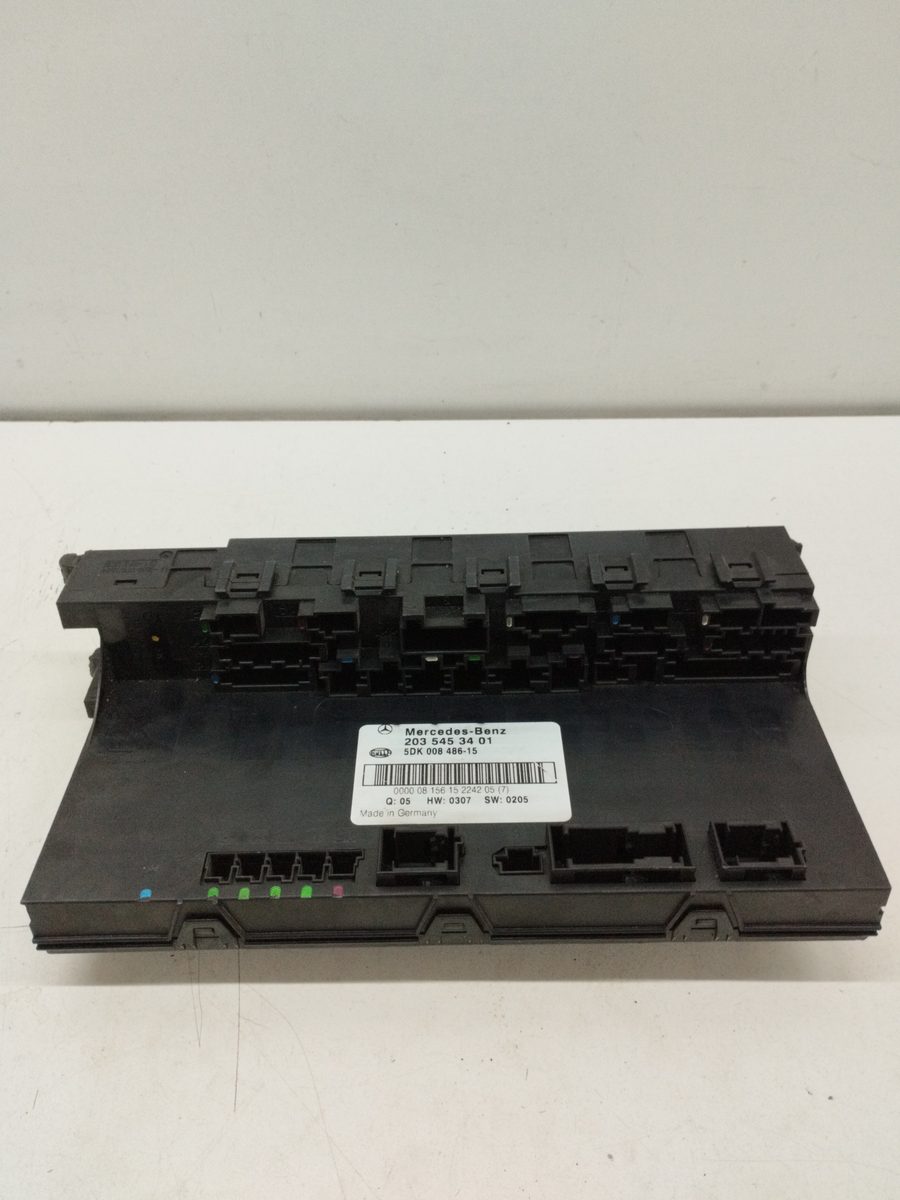 Caja Reles / Fusibles Mercedes-Benz Clase C (W203) Berlina 2000-2007 2035453401