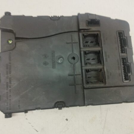 Caja Reles / Fusibles / Modulo Bsi Renault Megane Ii Classic Berlina 2003-2010 8200606826