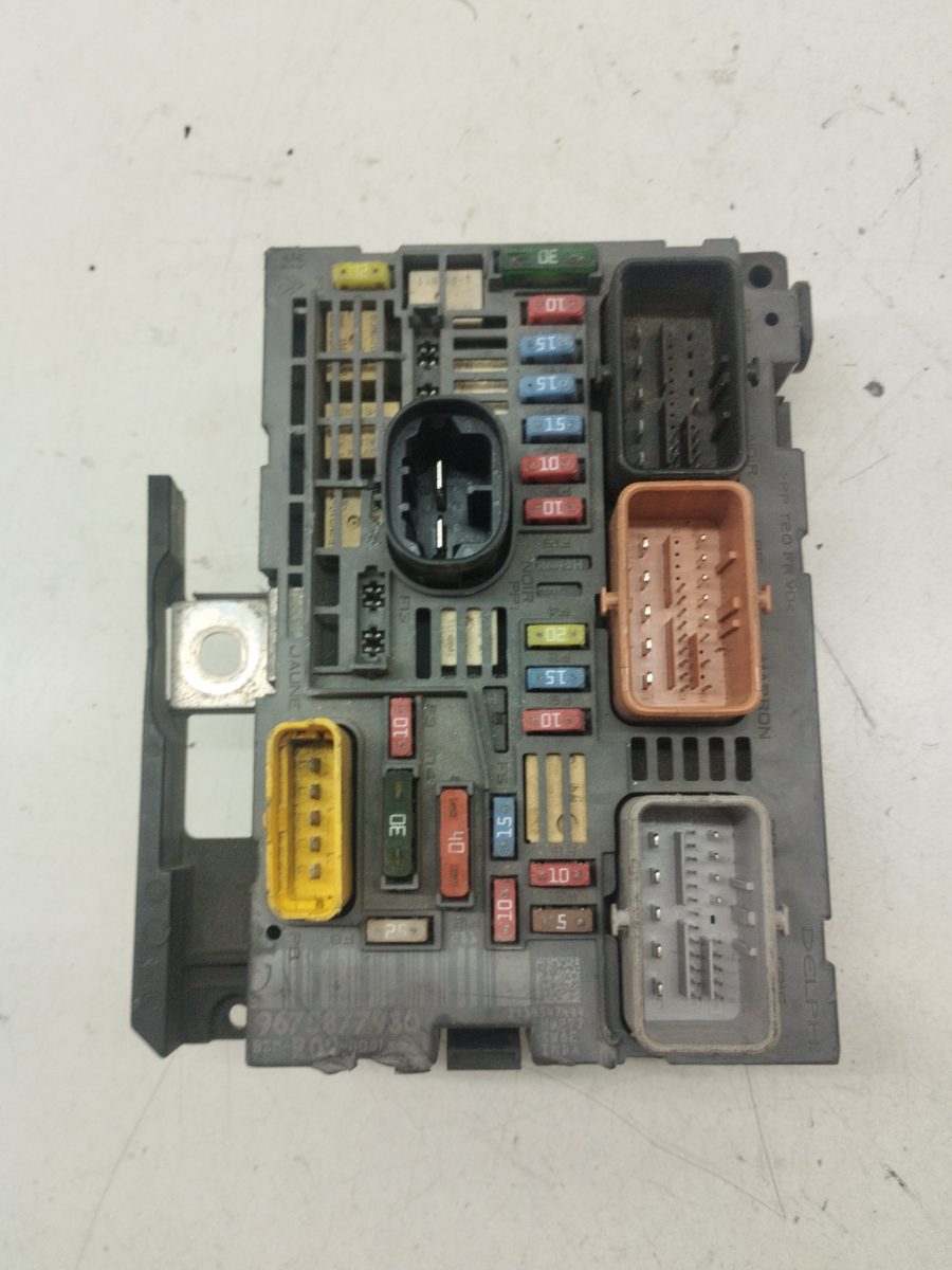 Fusilera / Módulo BSM Citroën C4 Picasso 2007-2013