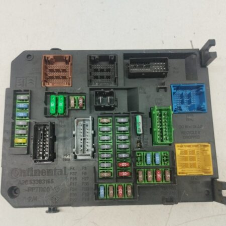 Caja Reles / Fusibles Peugeot 308 2013-2021 Access 1.6L 85kW 9806687880