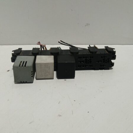 Caja Reles / Fusibles Renault Kangoo (F/KC0) 2003-2014 Alize 1.5L 48kW